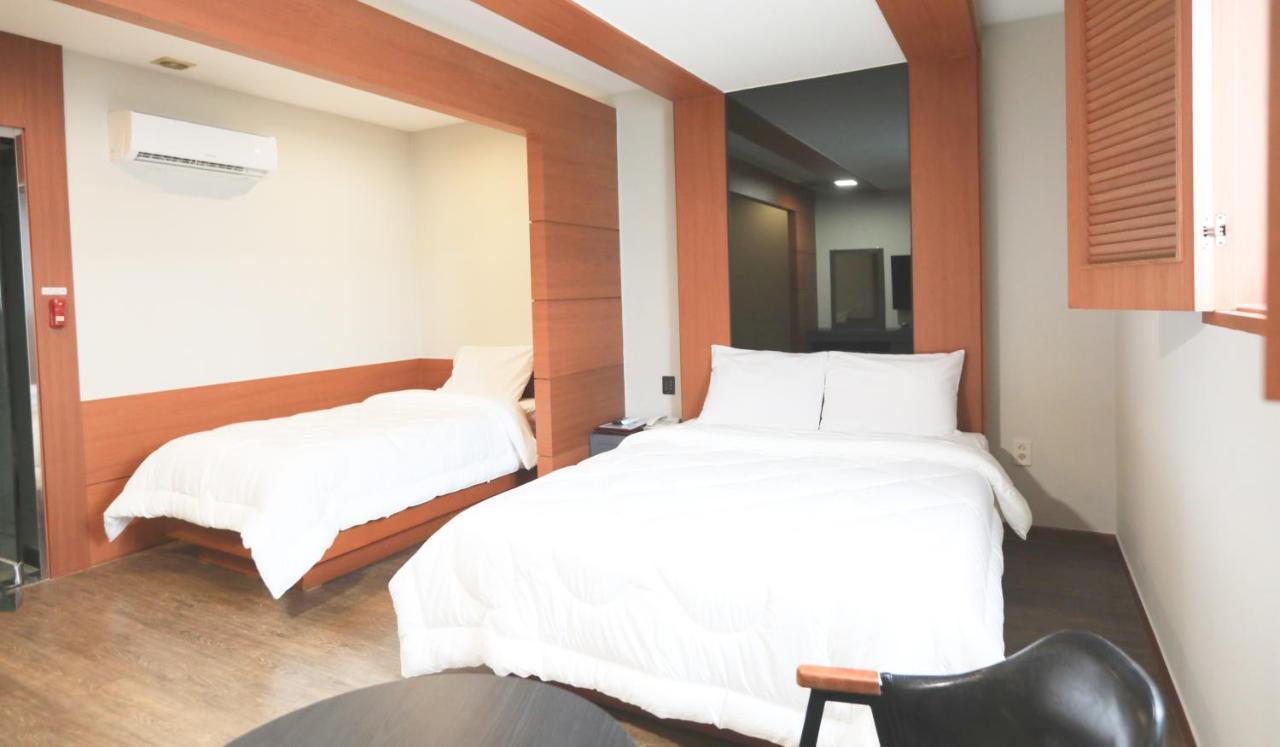 Incheon Airport Hotel June Ngoại thất bức ảnh